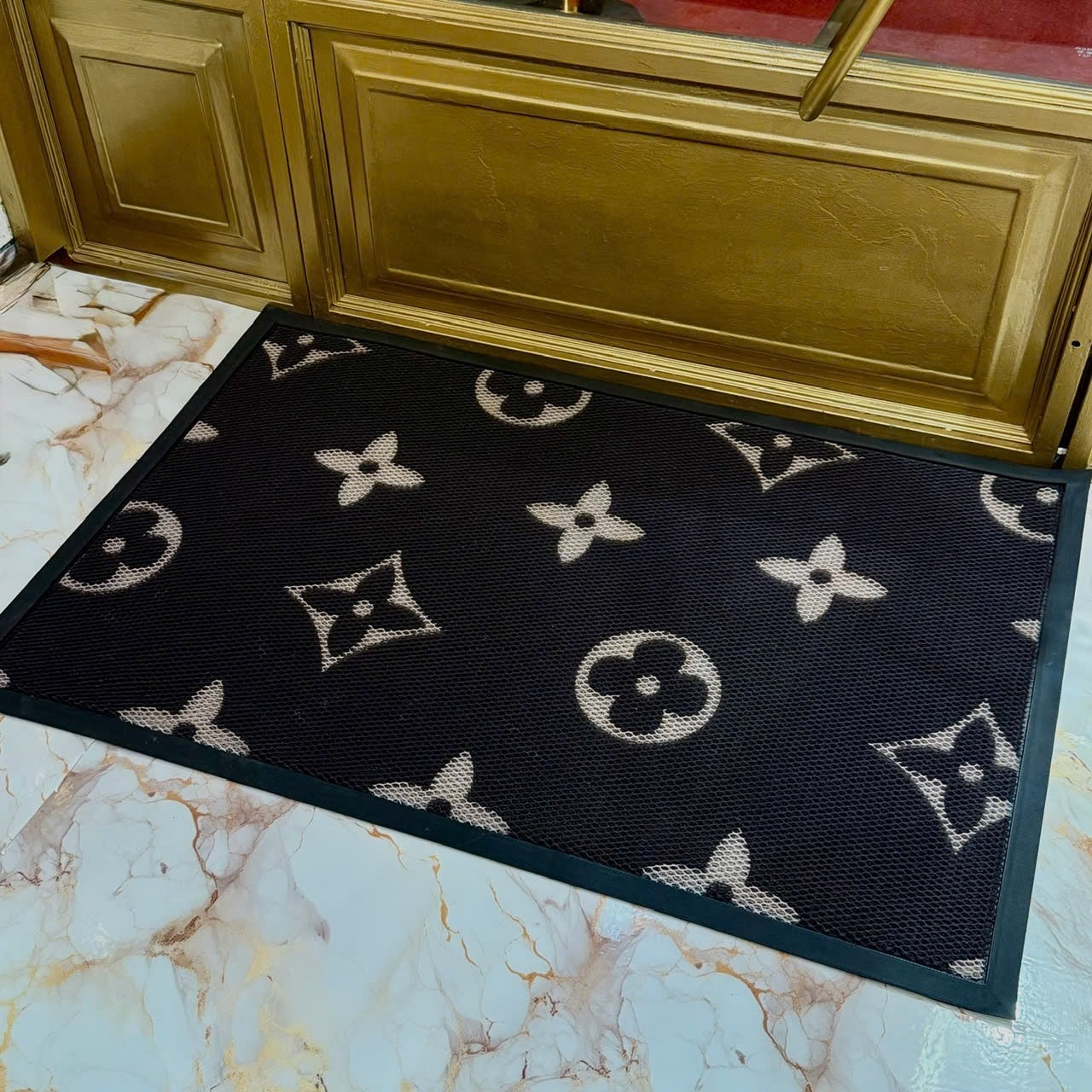THẢM CỬA NGĂN BỤI - 80x120 LOUIS.V LE NOIR MONO - CẬU HAI HOME DECOR