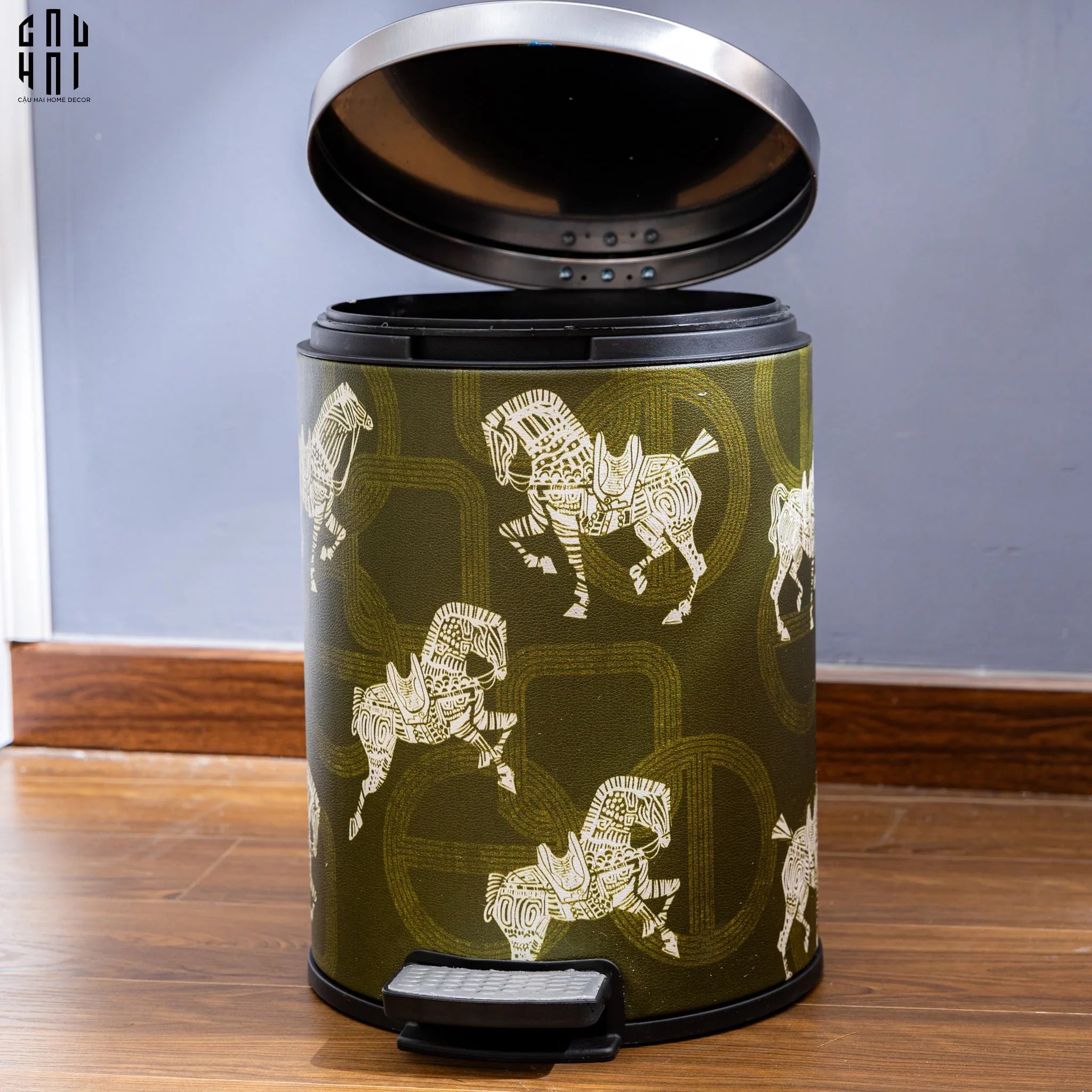 THÙNG RÁC DA LES CAVALIERS BLANCS IMPÉRIAUX 14L - VERT UP - CẬU HAI HOME DECOR