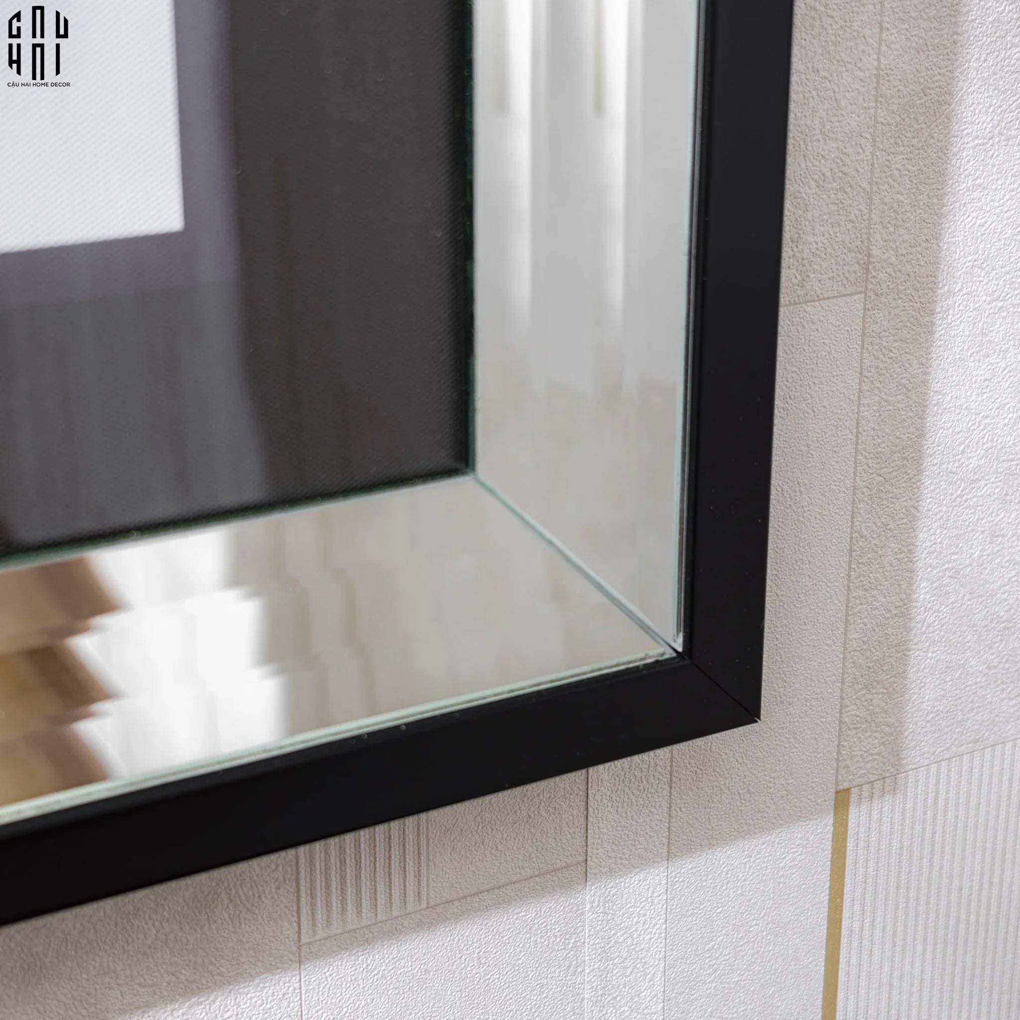 TRANH CANVAS CAO CẤP C-HAT GIRL 80X120CM - PHIÊN BẢN VIỀN ỐP GƯƠNG - CẬU HAI HOME DECOR