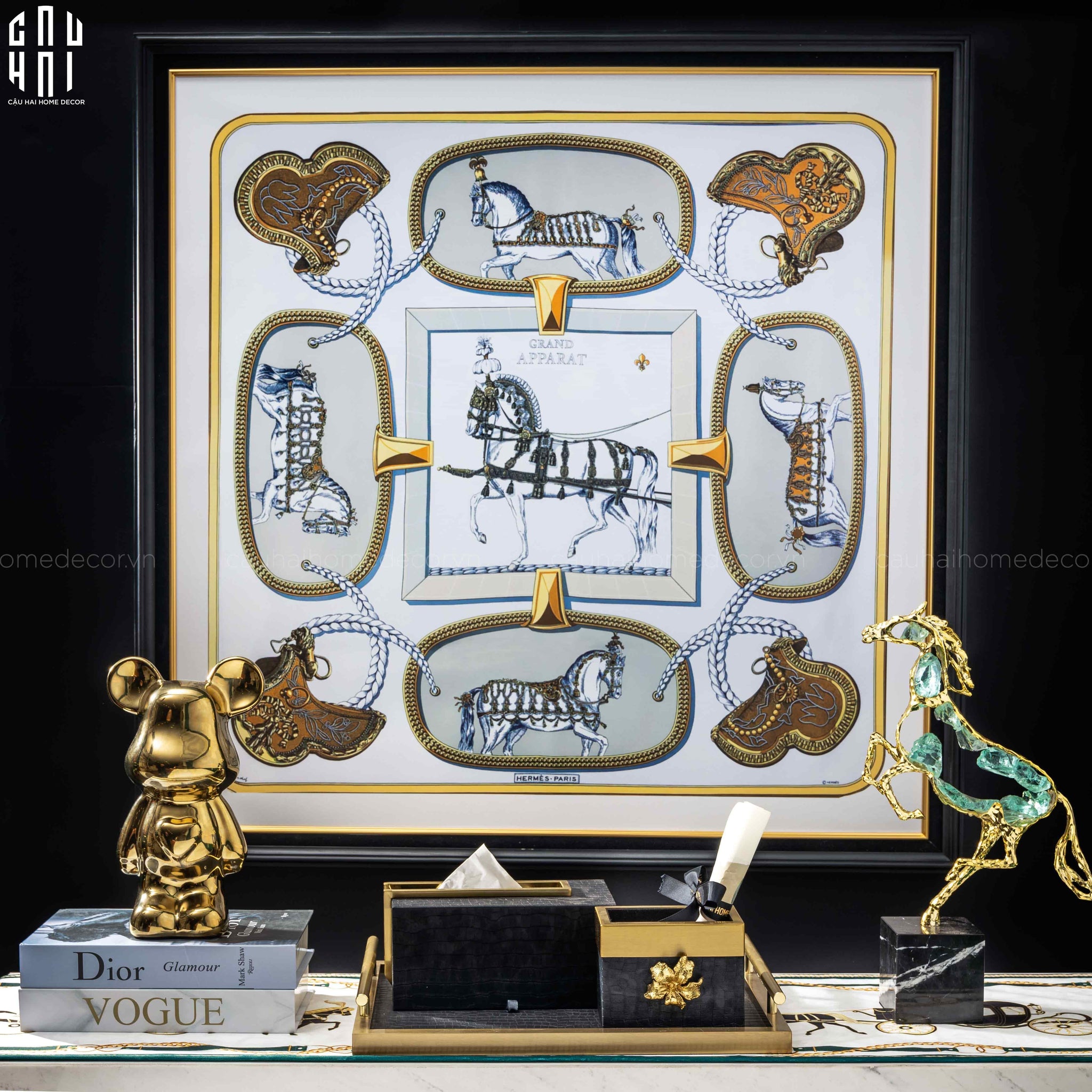 TRANH CANVAS SEABISCUIT 97X97CM - KHUNG GỖ BỌC NHUNG - CẬU HAI HOME DECOR