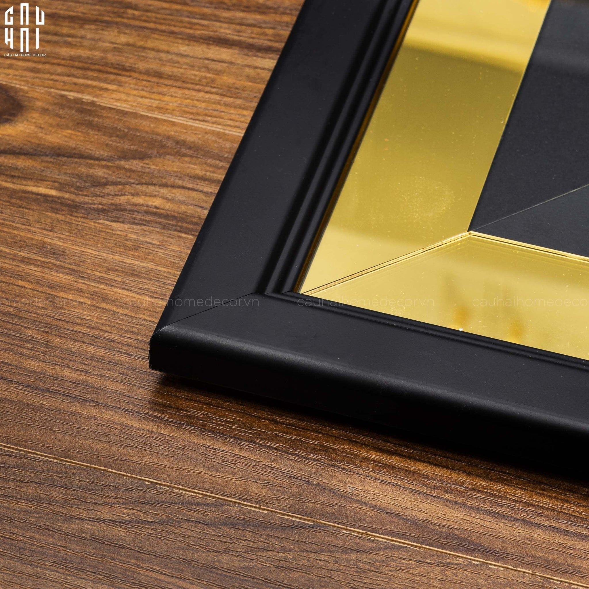 TRANH CANVAS TREO TƯỜNG H CHEVAL BLING BLING 95X95CM - KHUNG GỖ CÓ KÍNH - CẬU HAI HOME DECOR