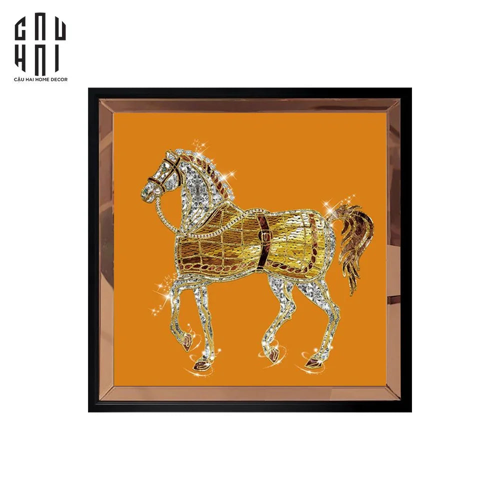 TRANH CANVAS TREO TƯỜNG SHINING H CHEVAL BLING BLING 94X94 CM - KHUNG GỖ VIỀN KÍNH - CẬU HAI HOME DECOR