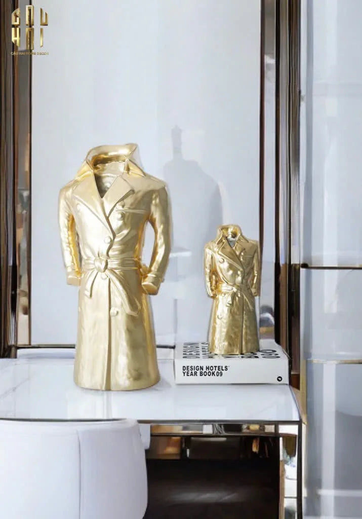 Tượng Bình Hoa Elysian Couture Gilded Trench Coat-CẬU HAI HOME DECOR