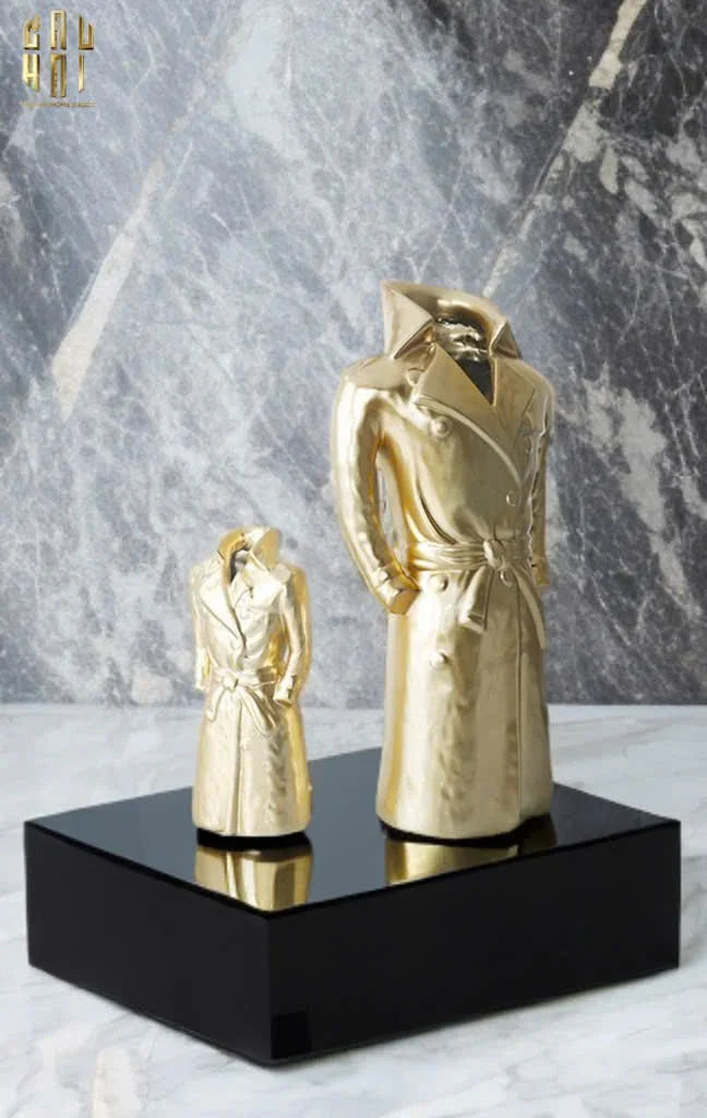 Tượng Bình Hoa Elysian Couture Gilded Trench Coat-CẬU HAI HOME DECOR
