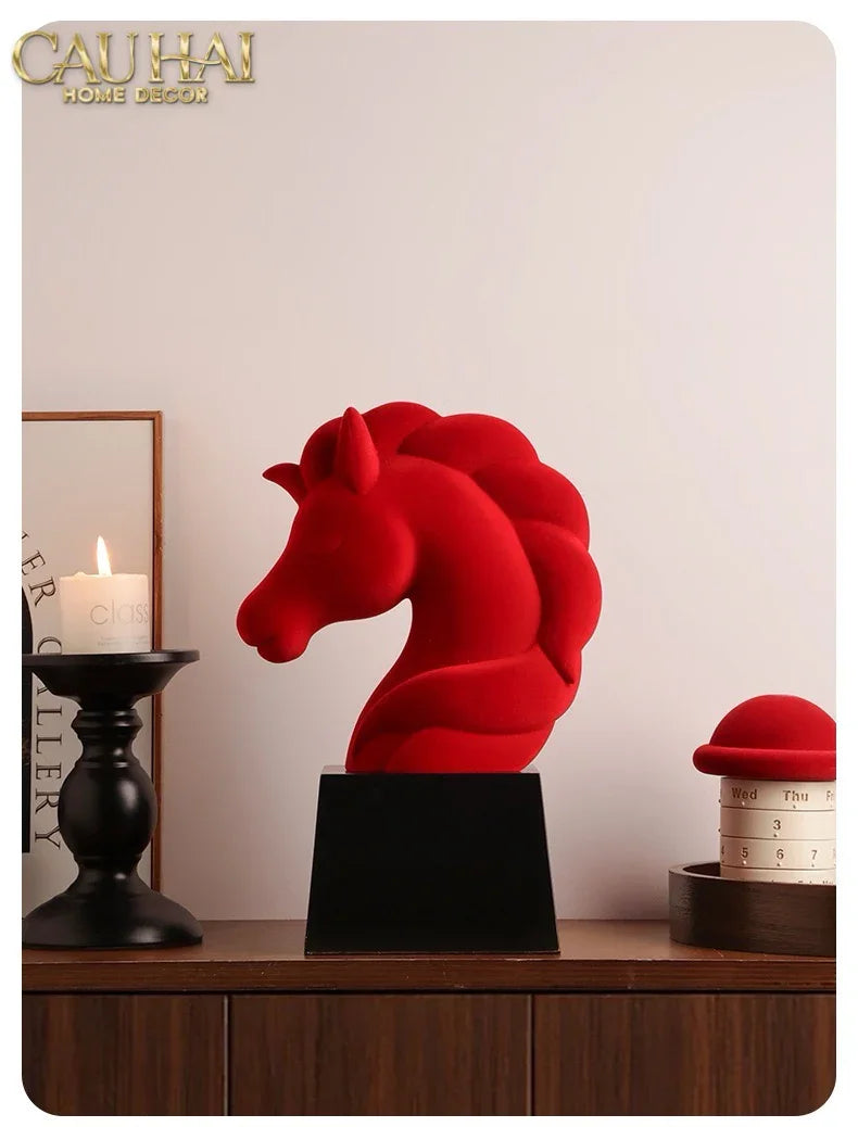 Tượng Đầu Ngựa Trang Trí Nhung Đỏ Tête De Cheval Rouge Velour Armour 29.5-CẬU HAI HOME DECOR