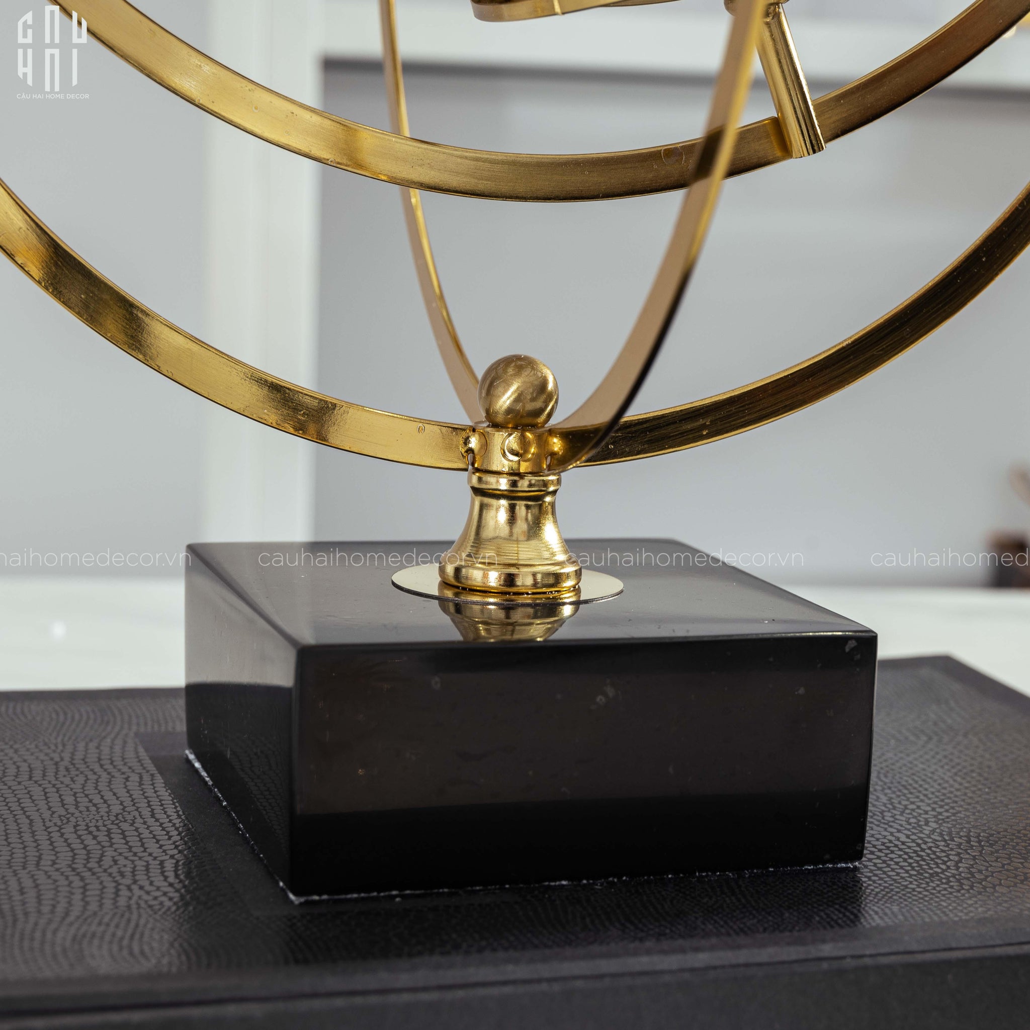 TƯỢNG ĐỊA CẦU IRON UNIVERSE-CẬU HAI HOME DECOR