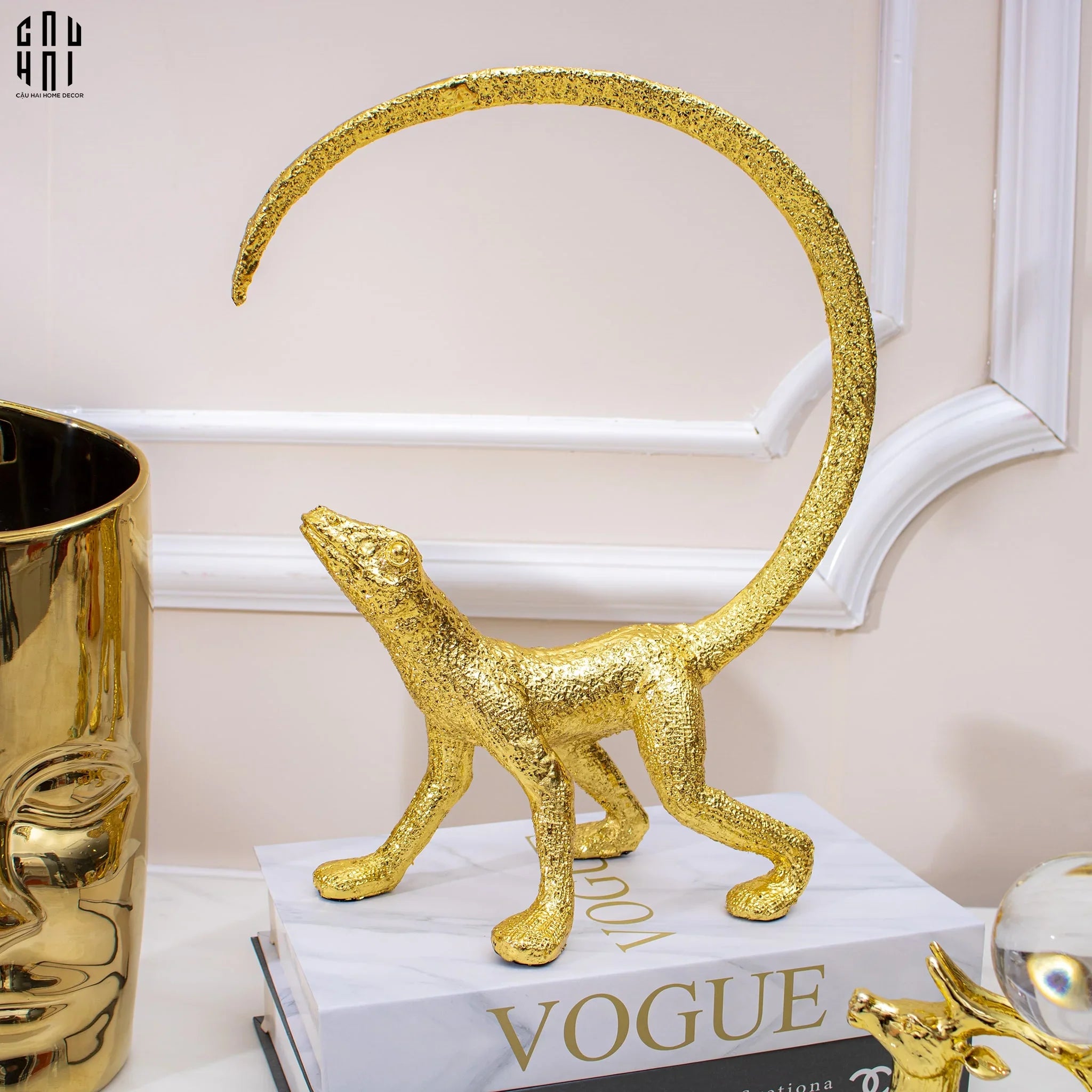 TƯỢNG GOLDEN LIZARD FW25-CẬU HAI HOME DECOR