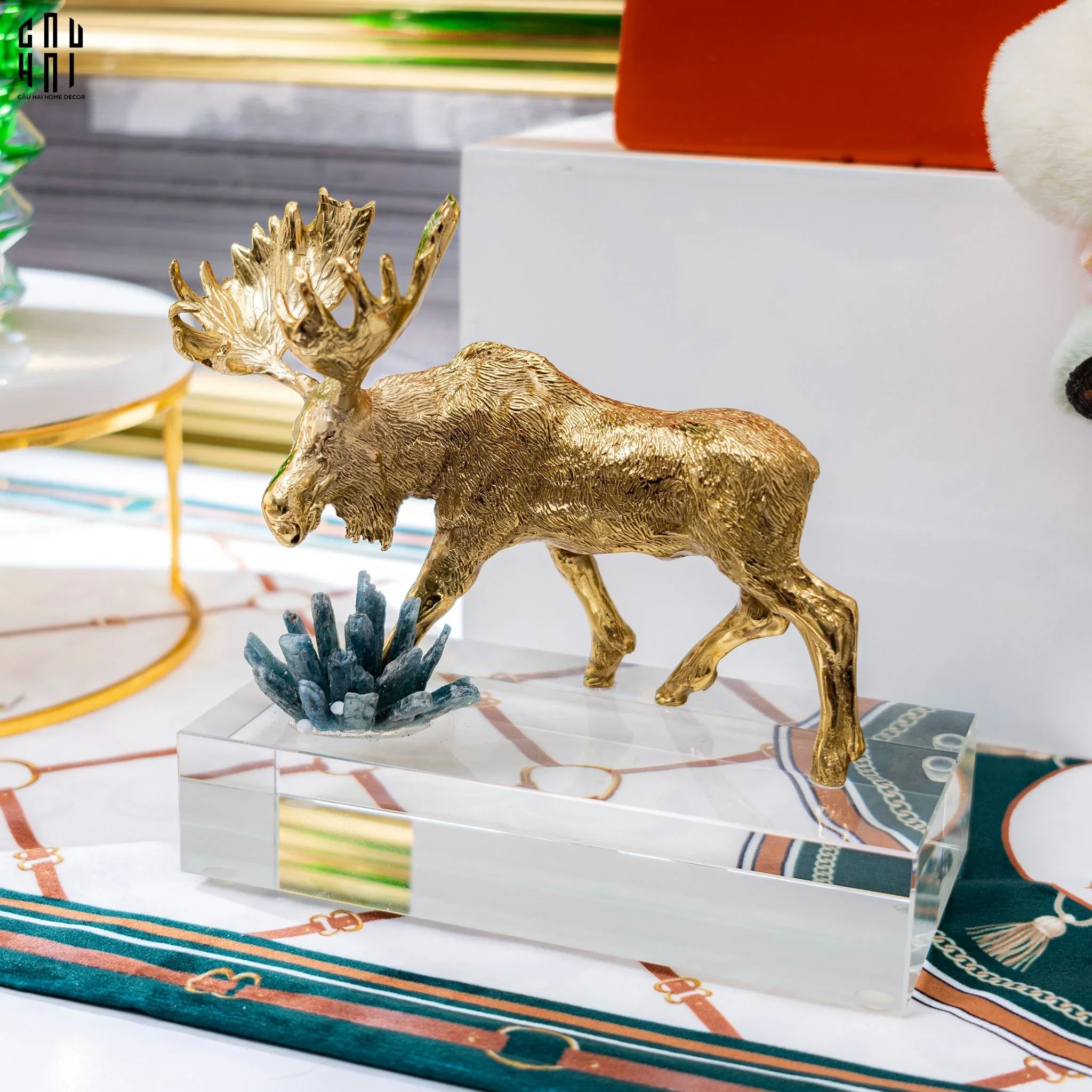 HOME COUTURE - TƯỢNG TUẦN LỘC GOLDEN MOOSE CERF DU NORD GLACIER - CẬU HAI HOME DECOR