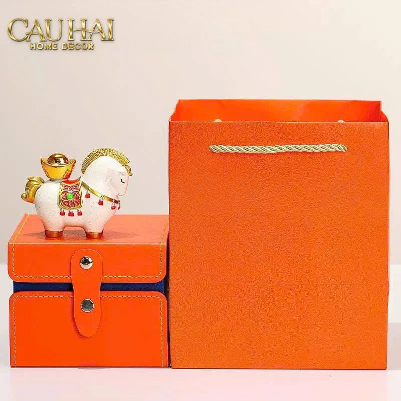 Tượng Ngựa May Mắn - Kim Mã Cát Lợi - Gift Box-CẬU HAI HOME DECOR
