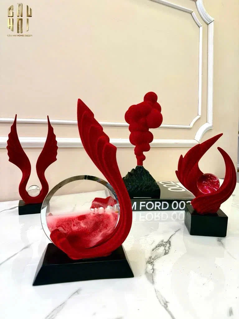 Tượng Nhung Đỏ Eternal Flame Red Velvet 16x12x27.5-CẬU HAI HOME DECOR