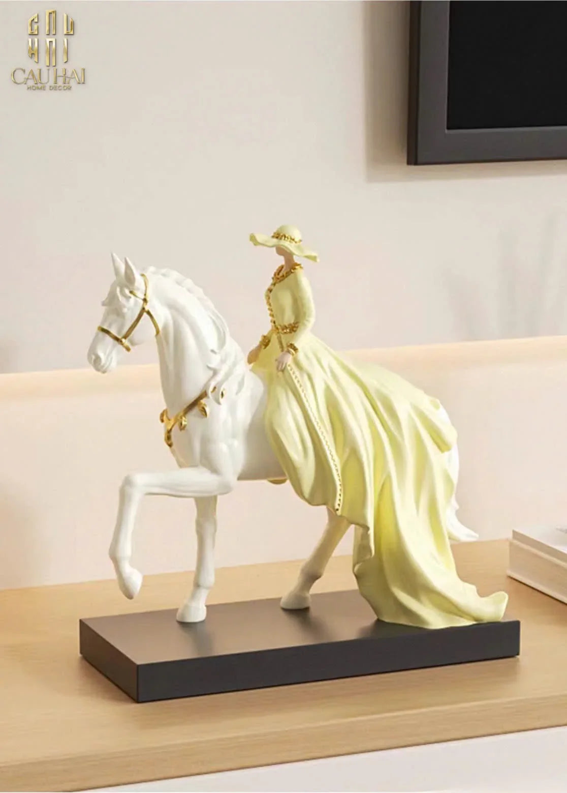 TƯỢNG PRINCESS MONTCLAIR - DUCHESS OF MONTCLAIR-CẬU HAI HOME DECOR