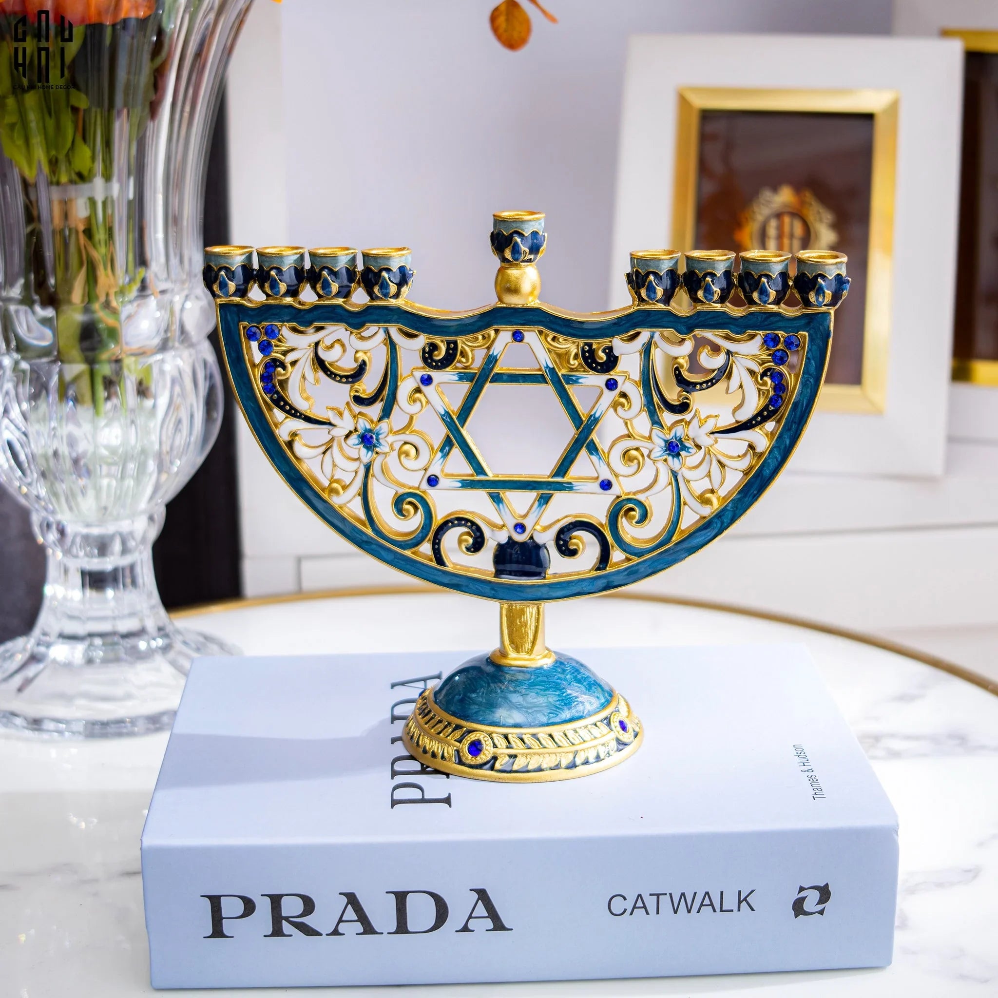 TƯỢNG TRANG TRÍ WINSLET - CẬU HAI HOME DECOR