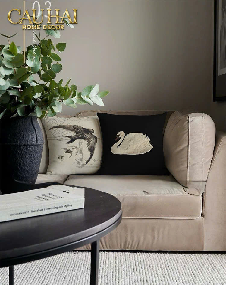 VỎ GỐI CANVAS FIBER SAVOIR SWAN 45 - CẬU HAI HOME DECOR