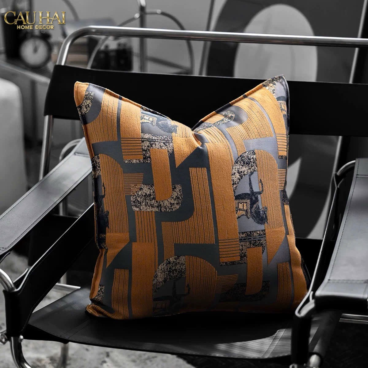 VỎ GỐI LỤA ORANGE VELVET GALLOP 50.-CẬU HAI HOME DECOR