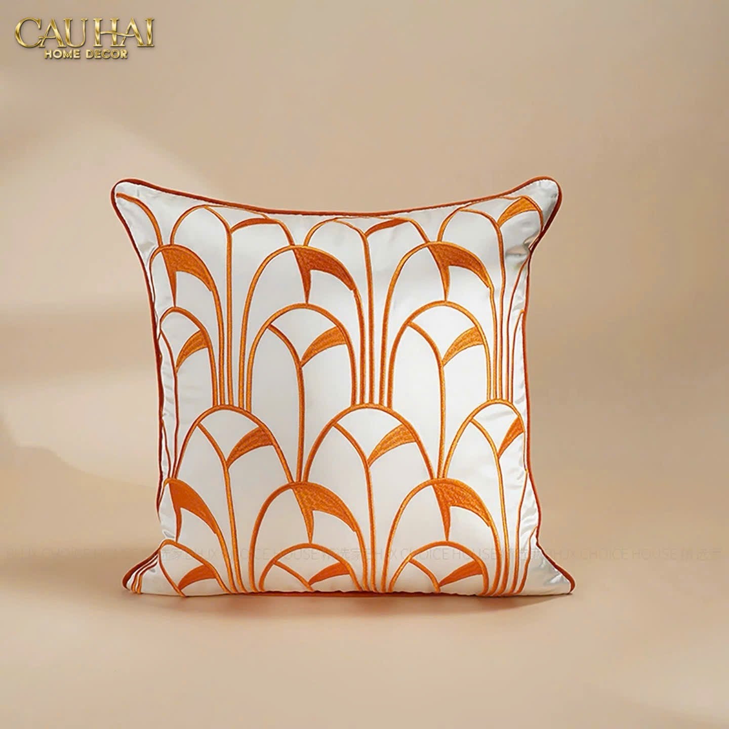 VỎ GỐI LỤA SATIN ART DECO ÉVENTAIL TERRA 45-CẬU HAI HOME DECOR