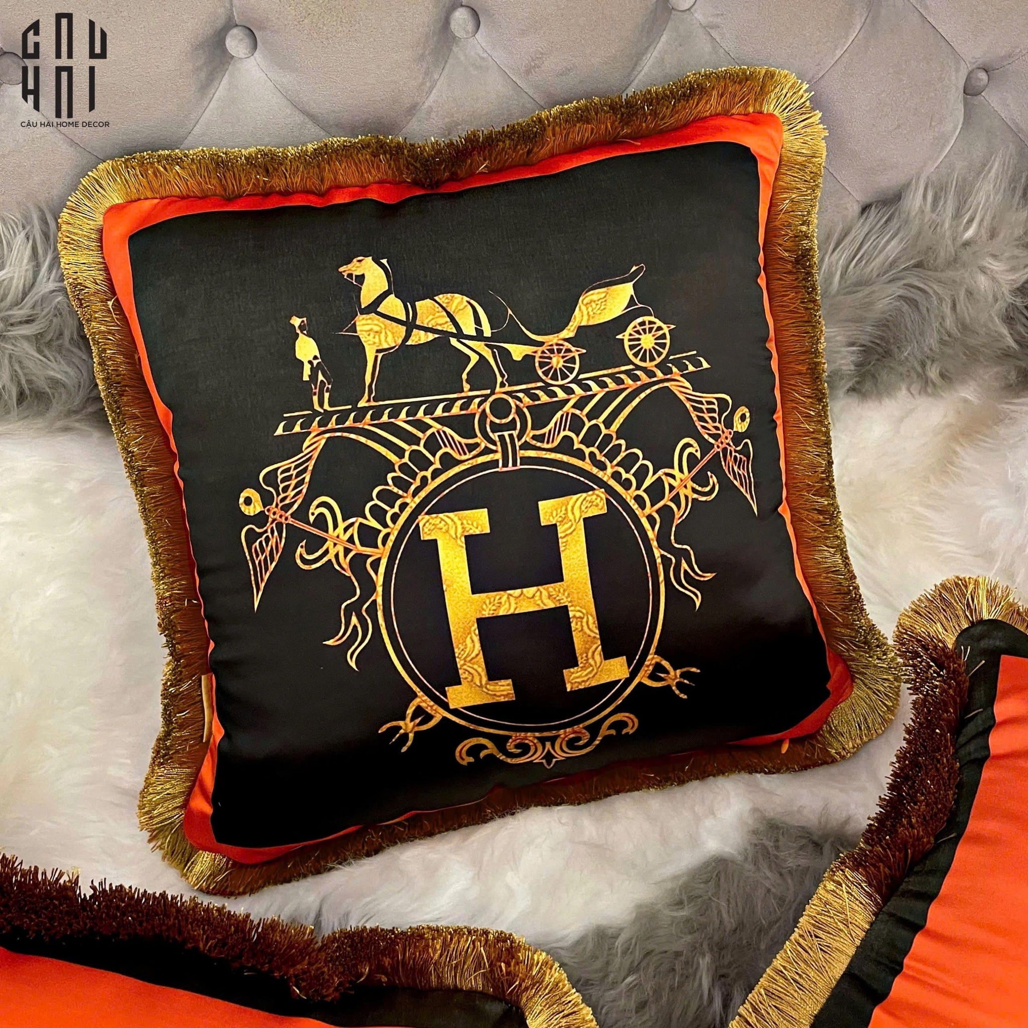 Vỏ Gối Nhung Cao Cấp Noir Heritage 45.-CẬU HAI HOME DECOR