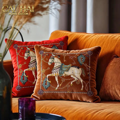 Vỏ Gối Nhung Cheval de Fête d’Or de Dorées 45-CẬU HAI HOME DECOR