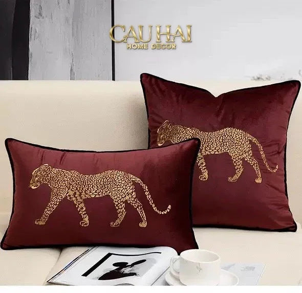 Vỏ Gối Nhung Đỏ Báo Đốm Burgundy Panther Écartier 45-CẬU HAI HOME DECOR