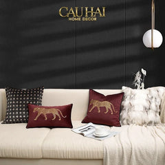 Vỏ Gối Nhung Đỏ Báo Đốm Burgundy Panther Écartier 45-CẬU HAI HOME DECOR