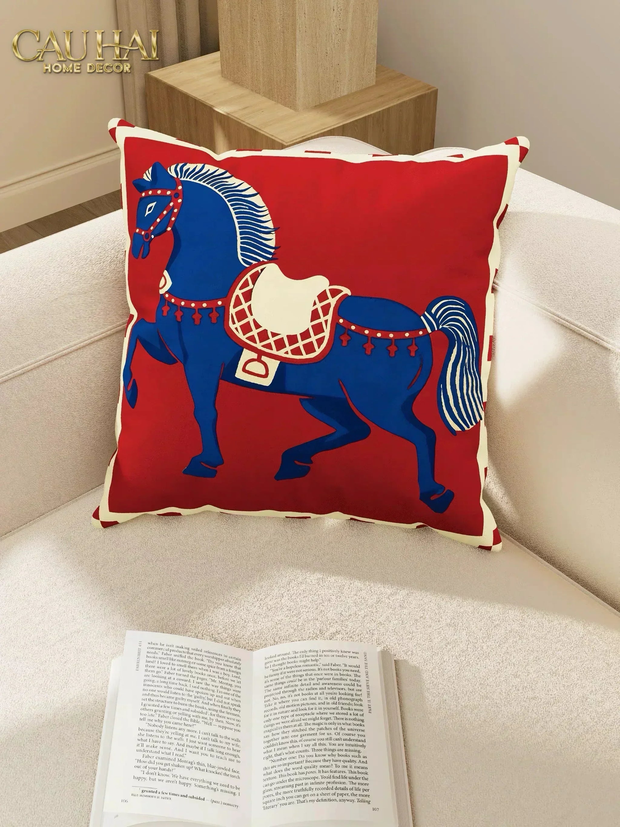 Vỏ Gối Nhung Équestre Cheval Bleu Royal Divin 45-CẬU HAI HOME DECOR