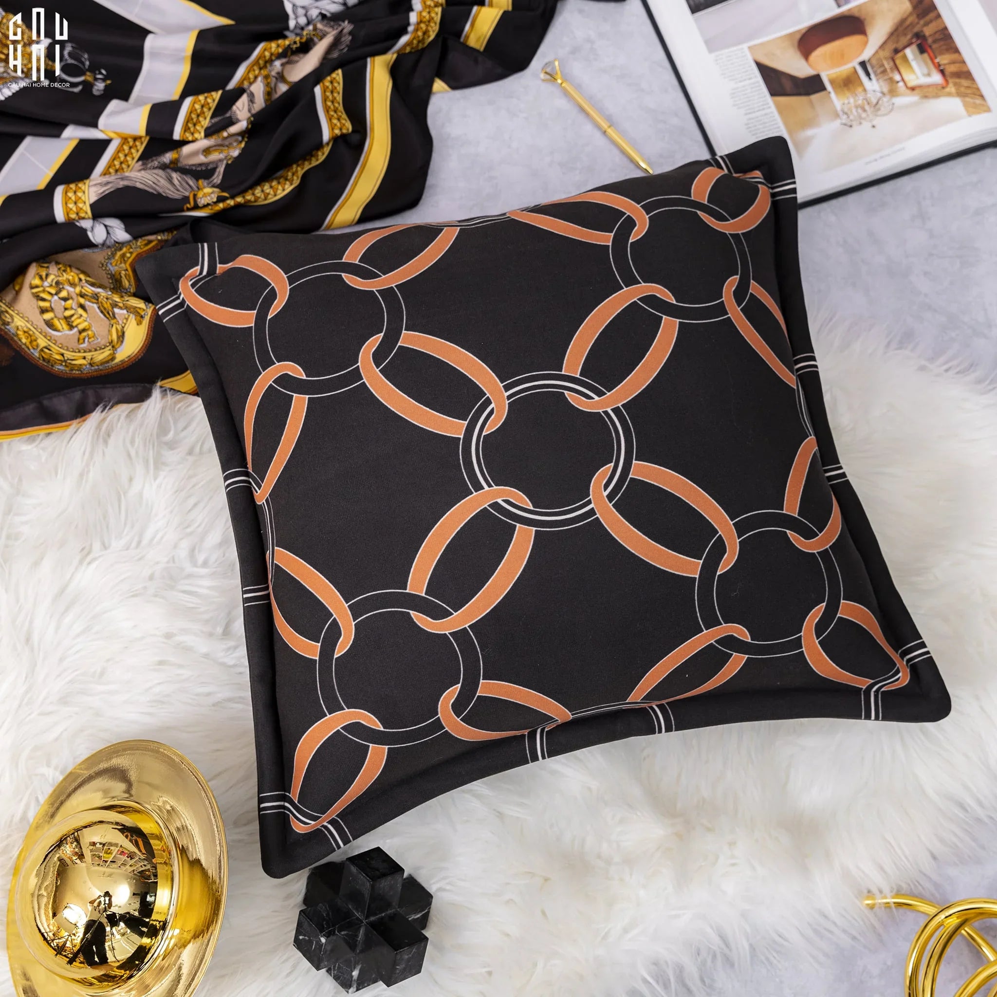 Vỏ Gối Nhung H Class Savoire Faire Velour Chaine Allure 45.-CẬU HAI HOME DECOR
