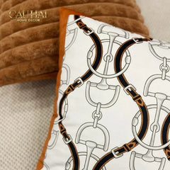 Vỏ Gối Nhung Horsebit Noble Héritage - Blanc Motif 45-CẬU HAI HOME DECOR