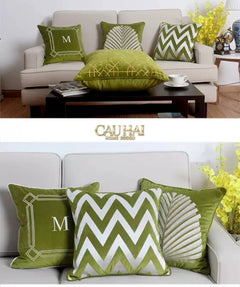 Vỏ Gối Nhung Olive Clover Quatrefoil 45-CẬU HAI HOME DECOR