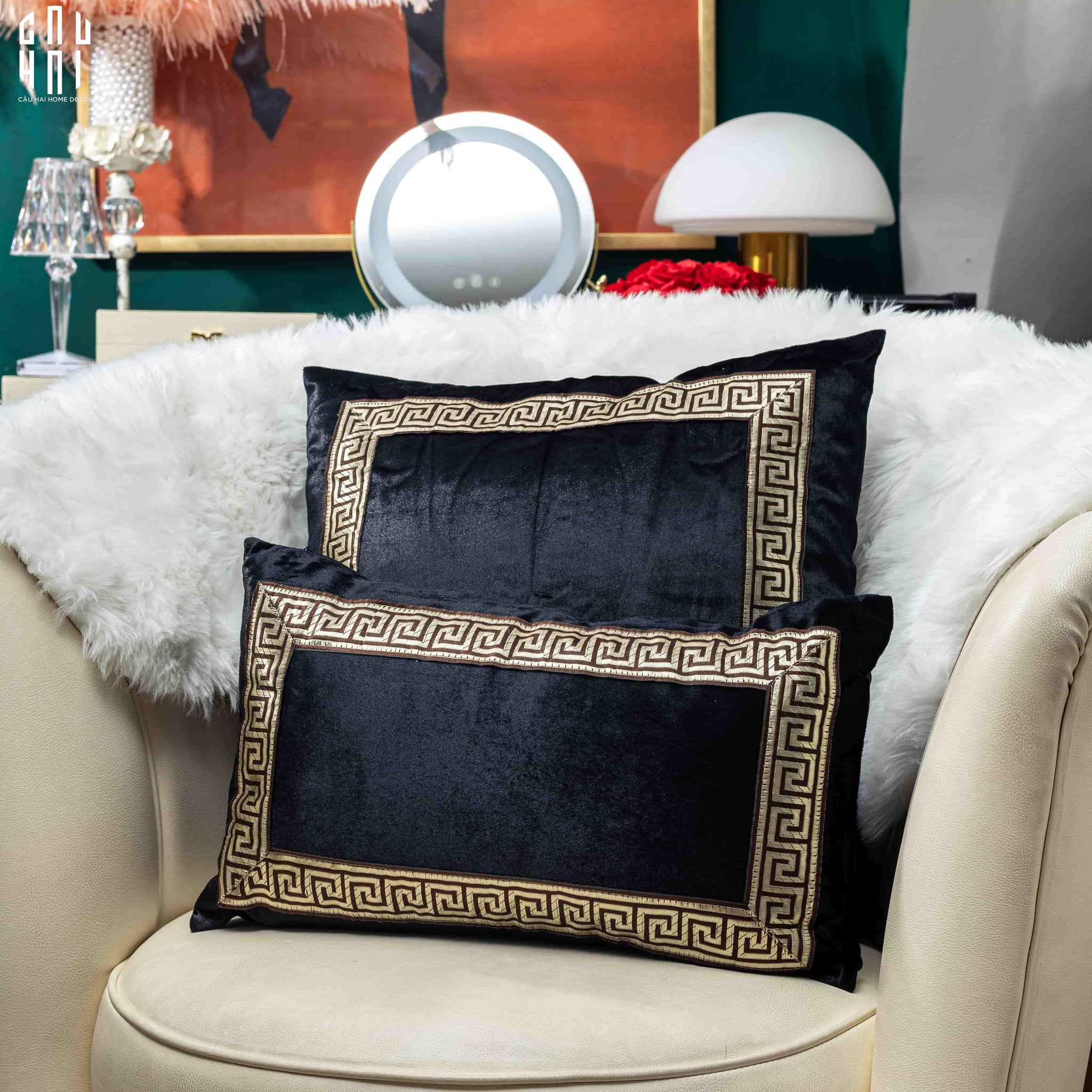 VỎ GỐI SOFA NHUNG CROCHET - NOIR 50X50CM-CẬU HAI HOME DECOR