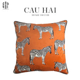 VỎ GỐI THÊU AMBER HERD-CẬU HAI HOME DECOR