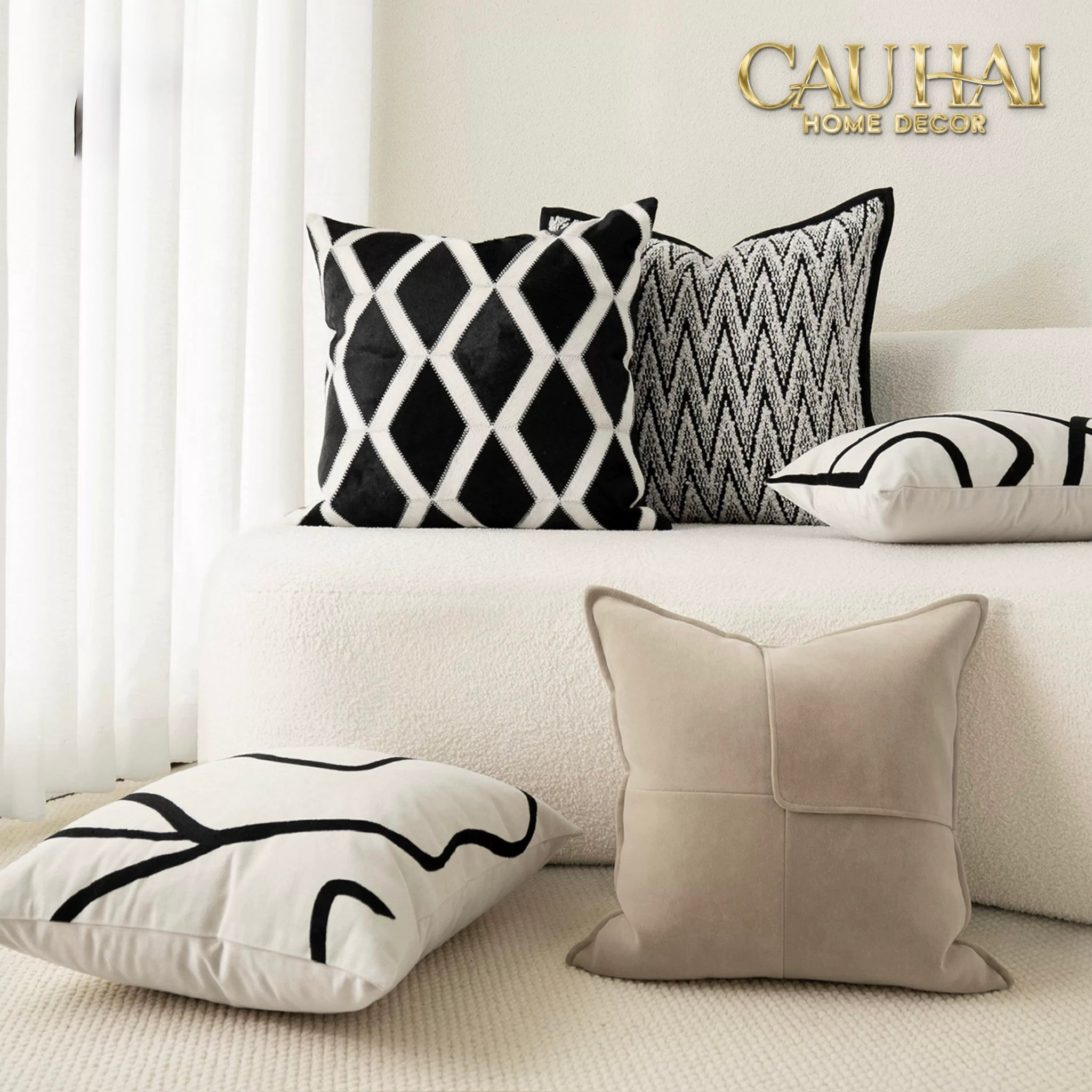 HOME COUTURE - VỎ GỐI DA LIGNES DE LOSANGES EN CUIR NOIR 50-CẬU HAI HOME DECOR