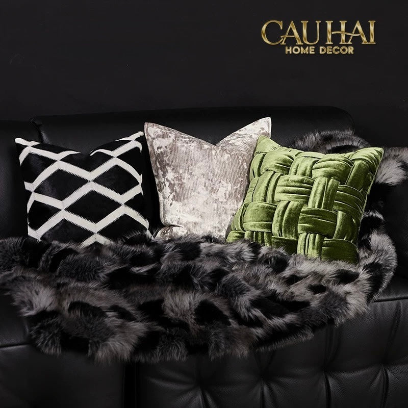 HOME COUTURE - VỎ GỐI DA LIGNES DE LOSANGES EN CUIR NOIR 50-CẬU HAI HOME DECOR