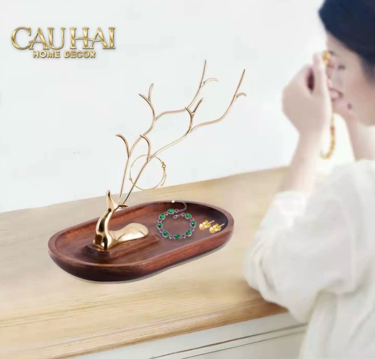 HOME COUTURE - KHAY GỖ KEO ACACIA WOODY CELESTIAL ELK 28CM - CẬU HAI HOME DECOR