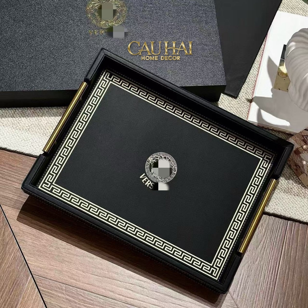 HOME COUTURE - KHAY LUX LEATHER 30X40 VS SAVOIR MEDUSA ATÉLIER - CẬU HAI HOME DECOR