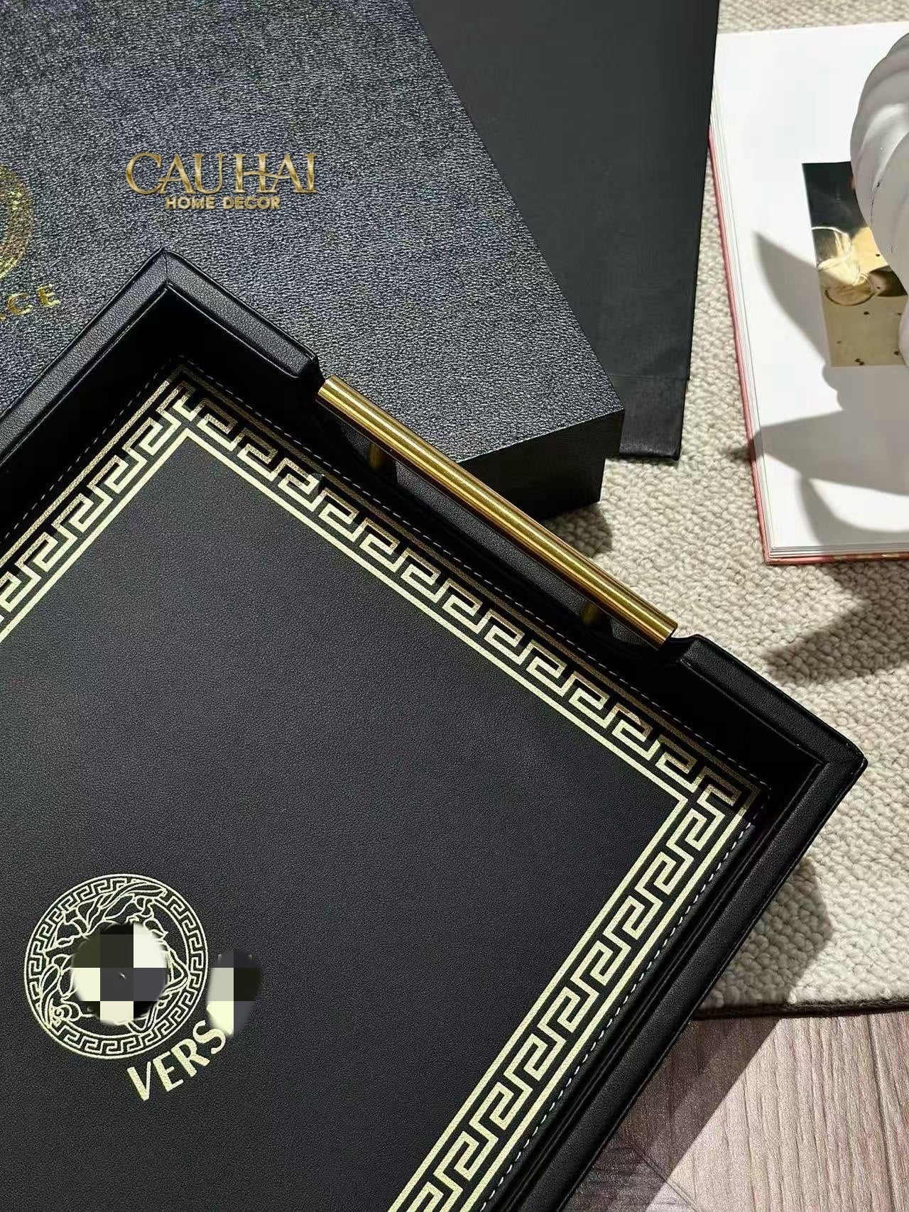 HOME COUTURE - KHAY LUX LEATHER 30X40 VS SAVOIR MEDUSA ATÉLIER - CẬU HAI HOME DECOR