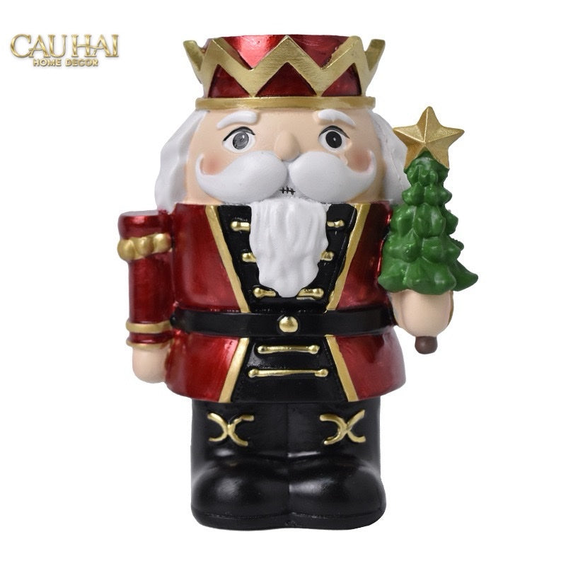 FÊTES COUTURE - SET 2 ĐẾ NẾN PETIT NUTCRACKER JOYFUL CANDLE HOLDERS - CẬU HAI HOME DECOR